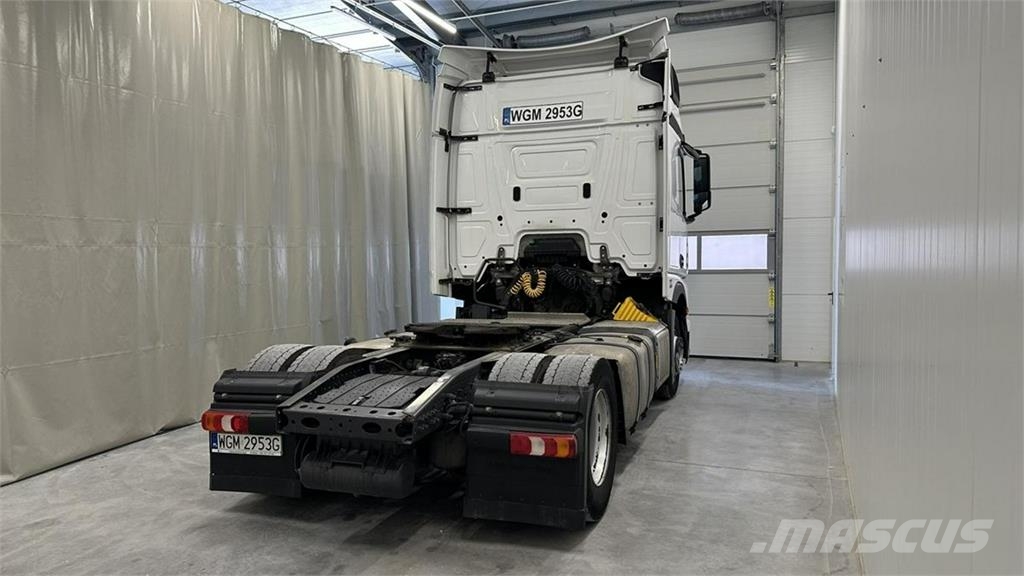 Mercedes-Benz Actros وحدات الجر