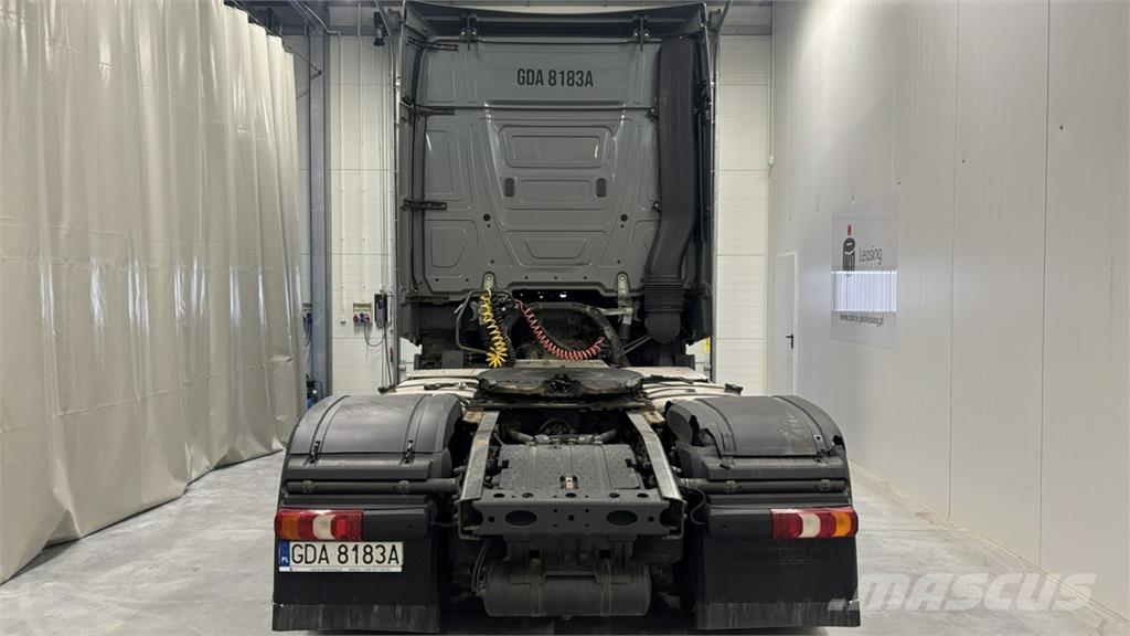 Mercedes-Benz Actros وحدات الجر