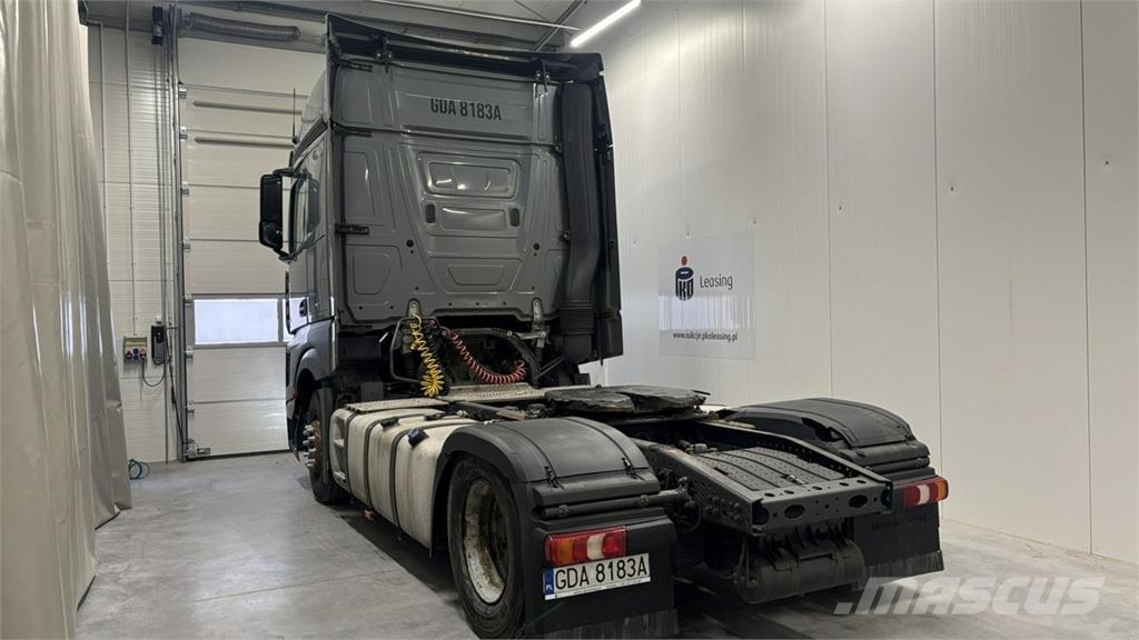 Mercedes-Benz Actros وحدات الجر