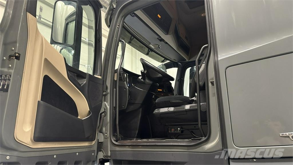 Mercedes-Benz Actros وحدات الجر
