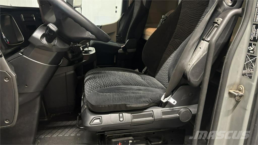 Mercedes-Benz Actros وحدات الجر