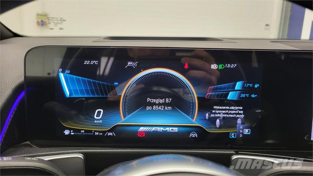 Mercedes-Benz GLB Masini