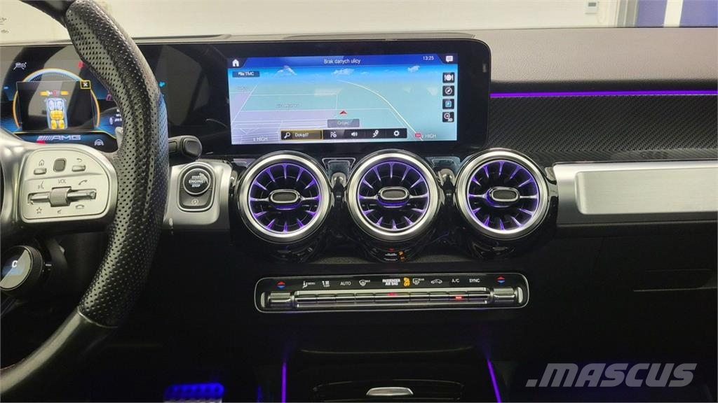 Mercedes-Benz GLB Masini