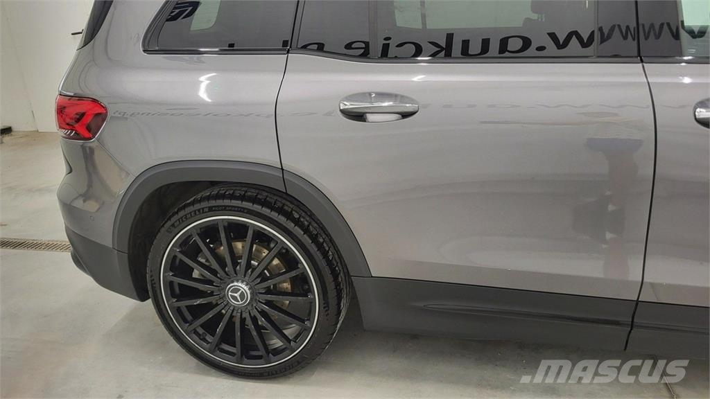 Mercedes-Benz GLB Masini