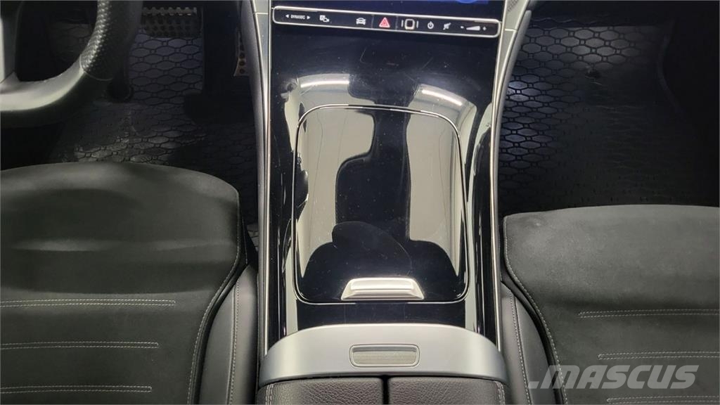 Mercedes-Benz GLC 300 Auto's