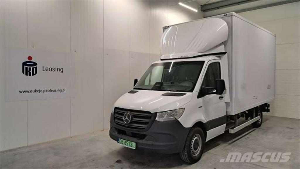 Mercedes-Benz Sprinter شاحنة مقفلة
