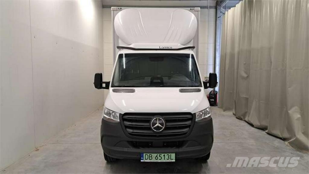 Mercedes-Benz Sprinter شاحنة مقفلة