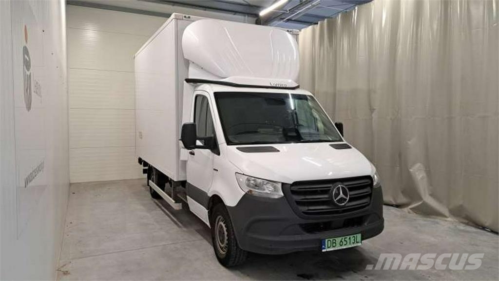 Mercedes-Benz Sprinter شاحنة مقفلة