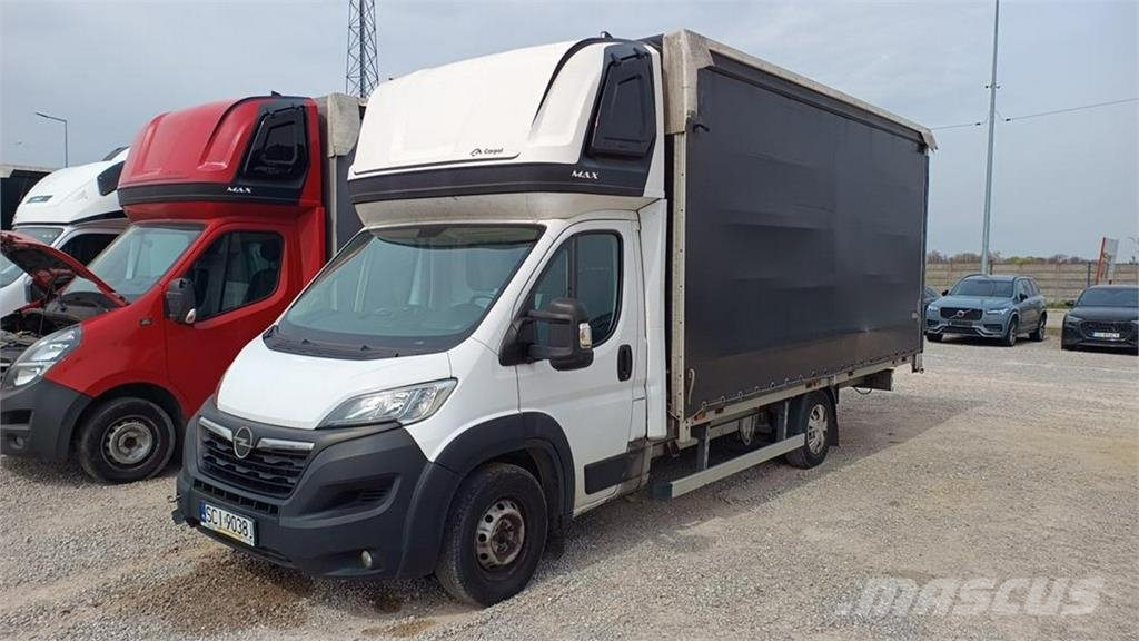 Opel Movano شاحنة مقفلة