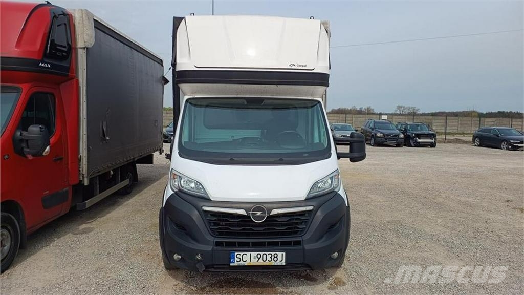 Opel Movano شاحنة مقفلة