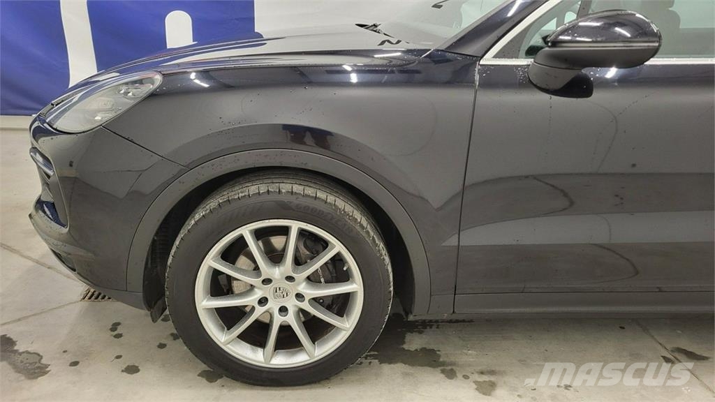 Porsche Cayenne سيارات