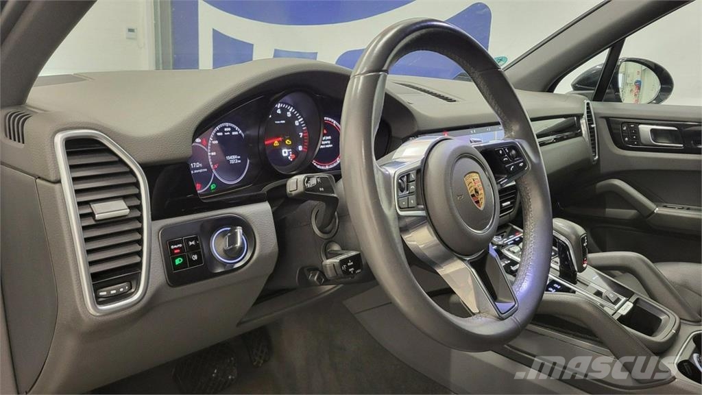 Porsche Cayenne سيارات