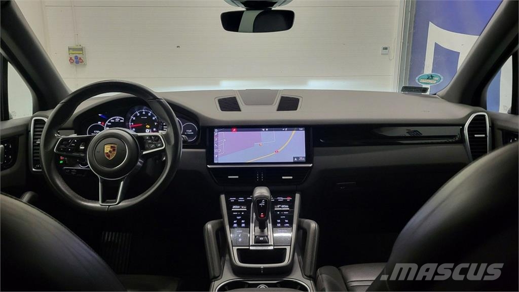 Porsche Cayenne سيارات