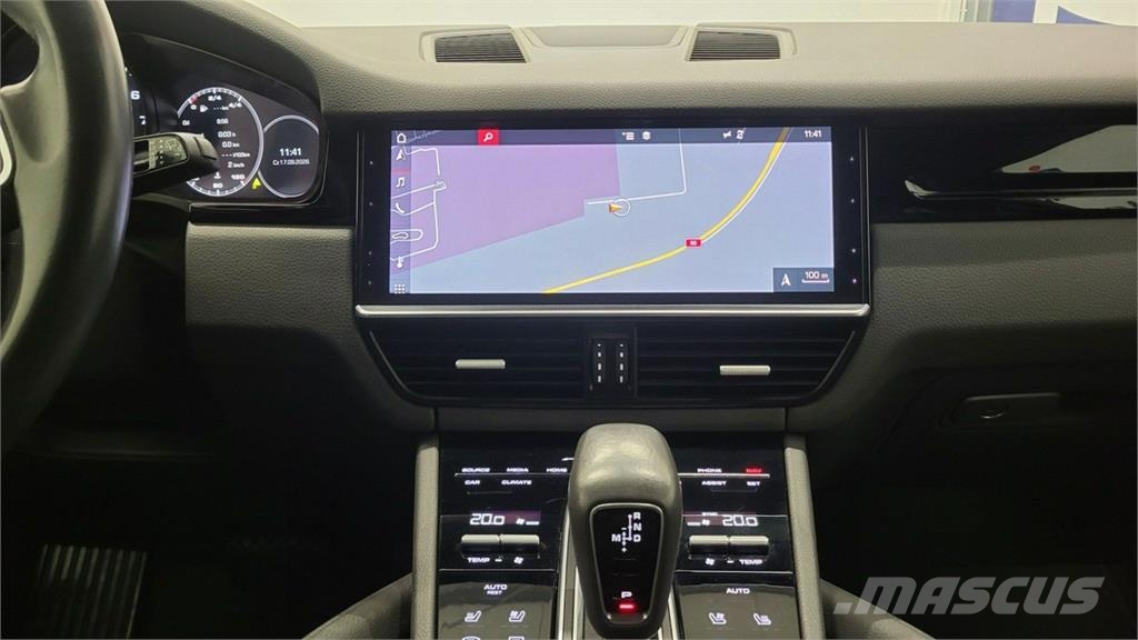 Porsche Cayenne سيارات