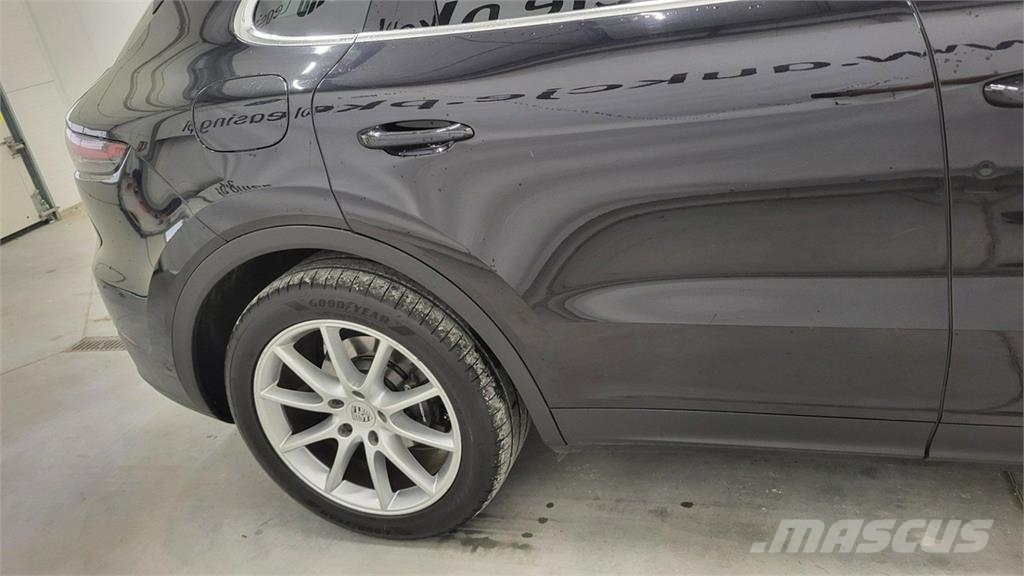 Porsche Cayenne سيارات