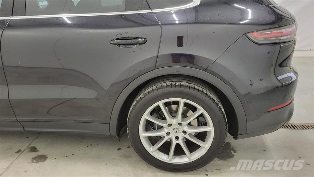 Porsche Cayenne سيارات