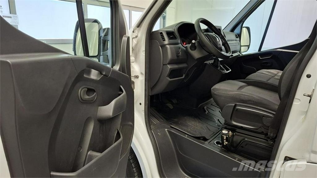 Renault Master Lätta skåpbilar