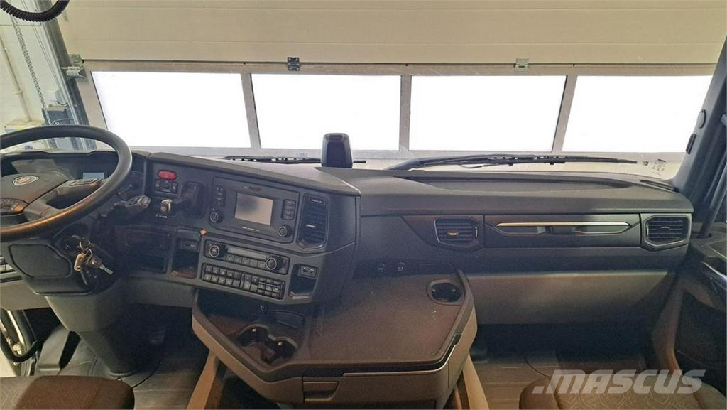 Scania R460 Τράκτορες