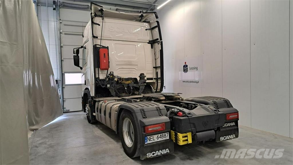 Scania R460 Τράκτορες