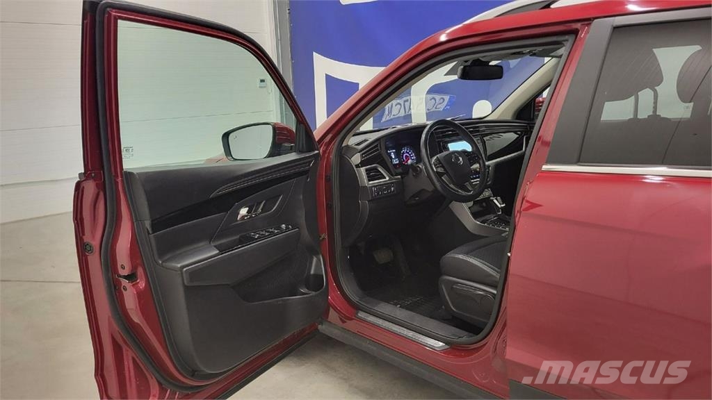 Ssangyong Korando سيارات