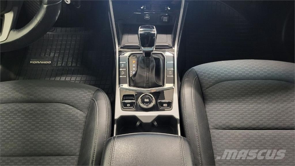 Ssangyong Korando سيارات