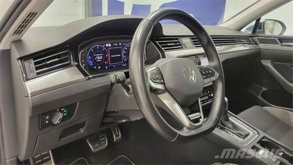 Volkswagen Passat 汽車