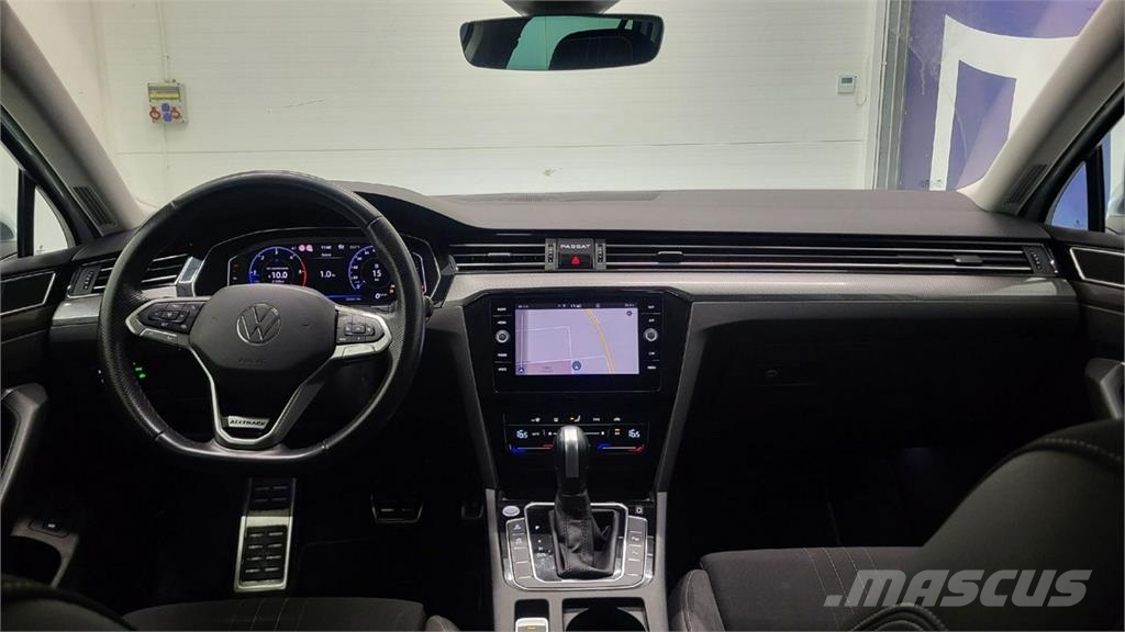 Volkswagen Passat 汽車