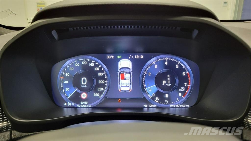 Volvo XC 40 Carros