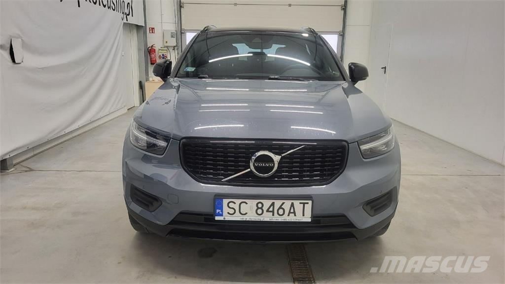 Volvo XC 40 Carros