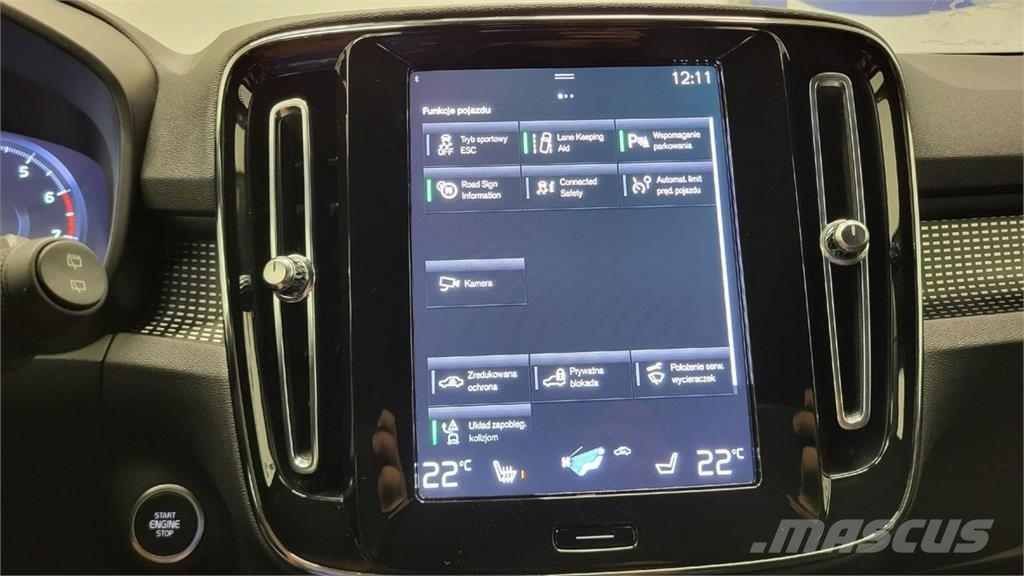 Volvo XC 40 Carros