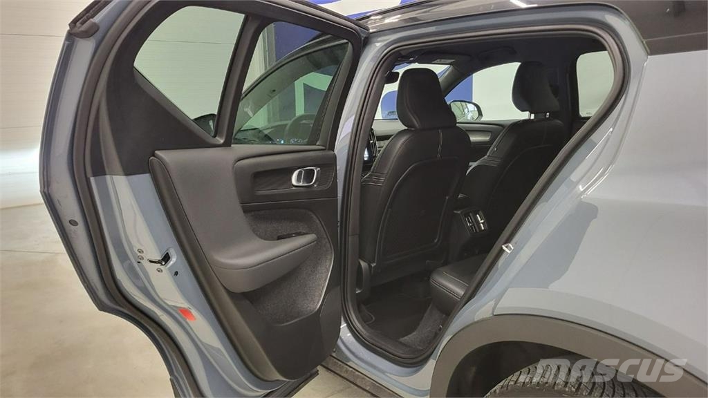 Volvo XC 40 Carros