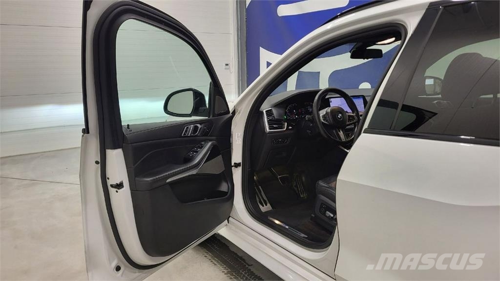 Volvo XC 40 Carros