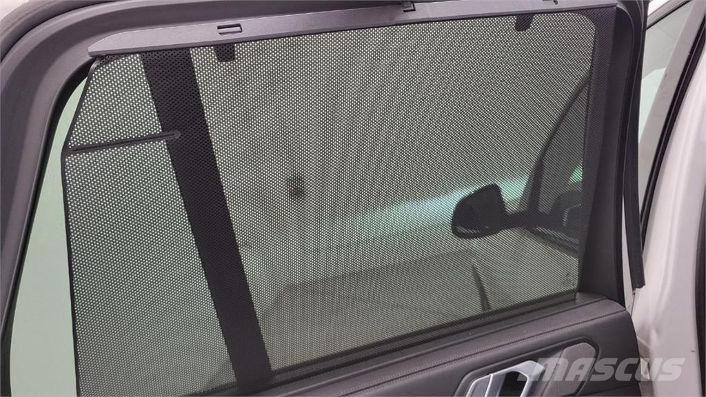 Volvo XC 40 Carros
