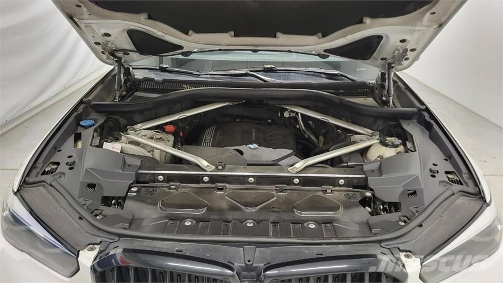 Volvo XC 40 Carros
