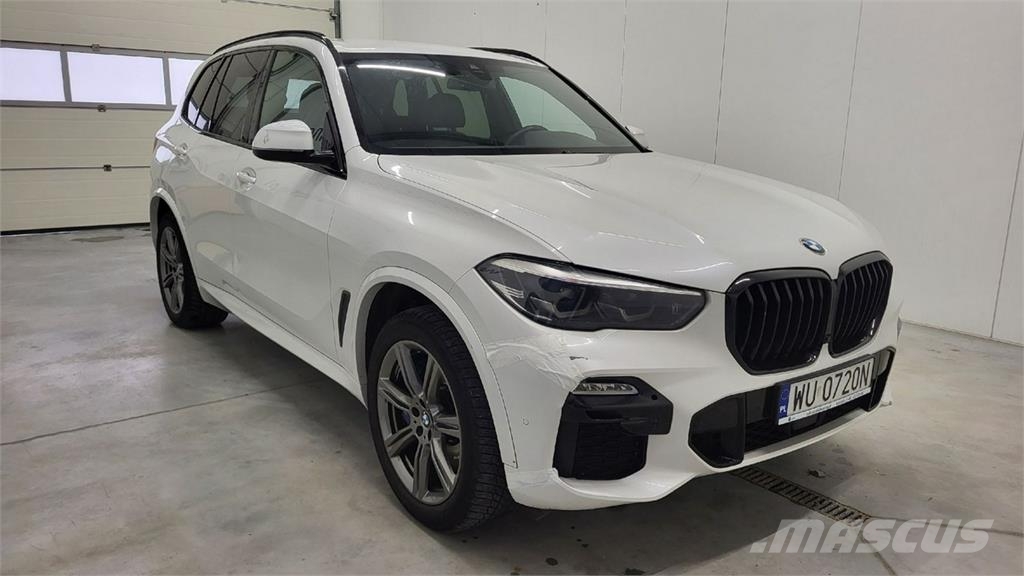 Volvo XC 40 Carros