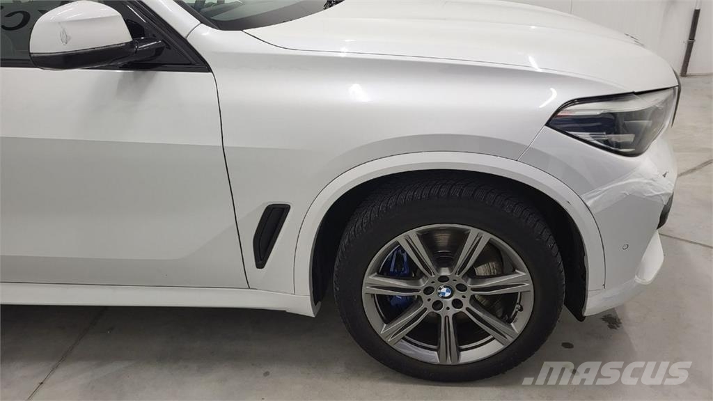 Volvo XC 40 Carros
