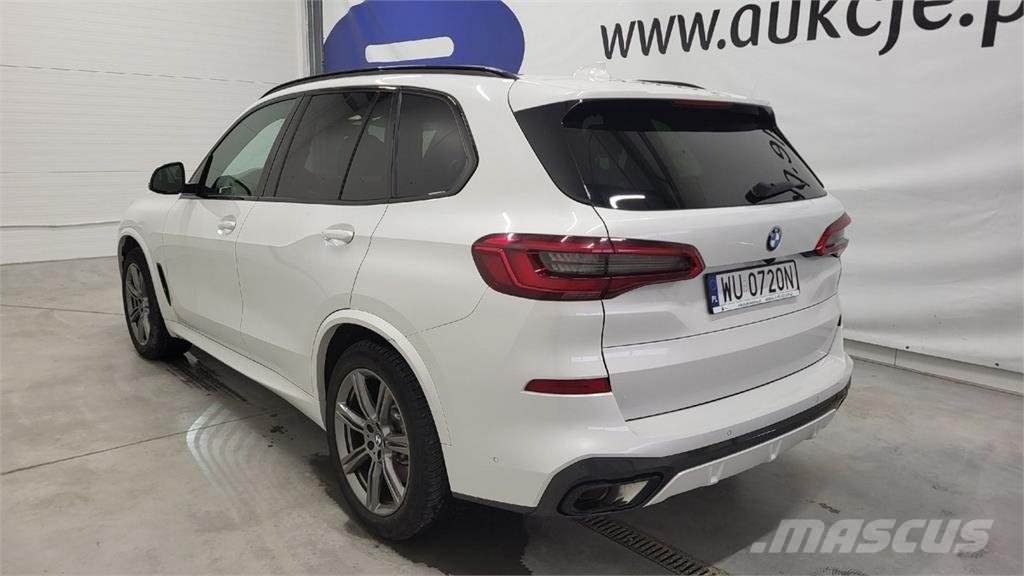 Volvo XC 40 Carros