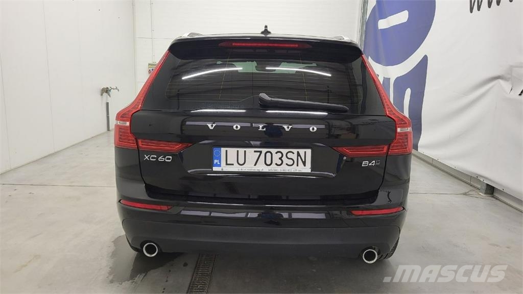 Volvo XC 60 Carros