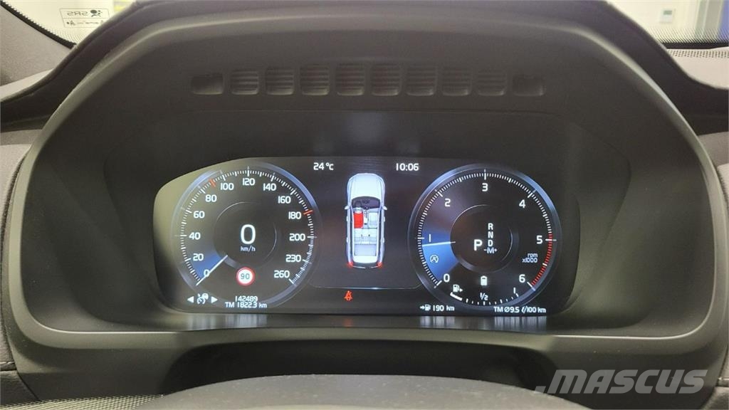 Volvo XC 90 Carros