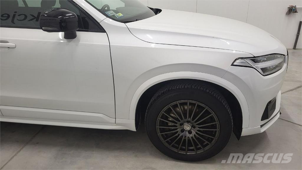 Volvo XC 90 Carros