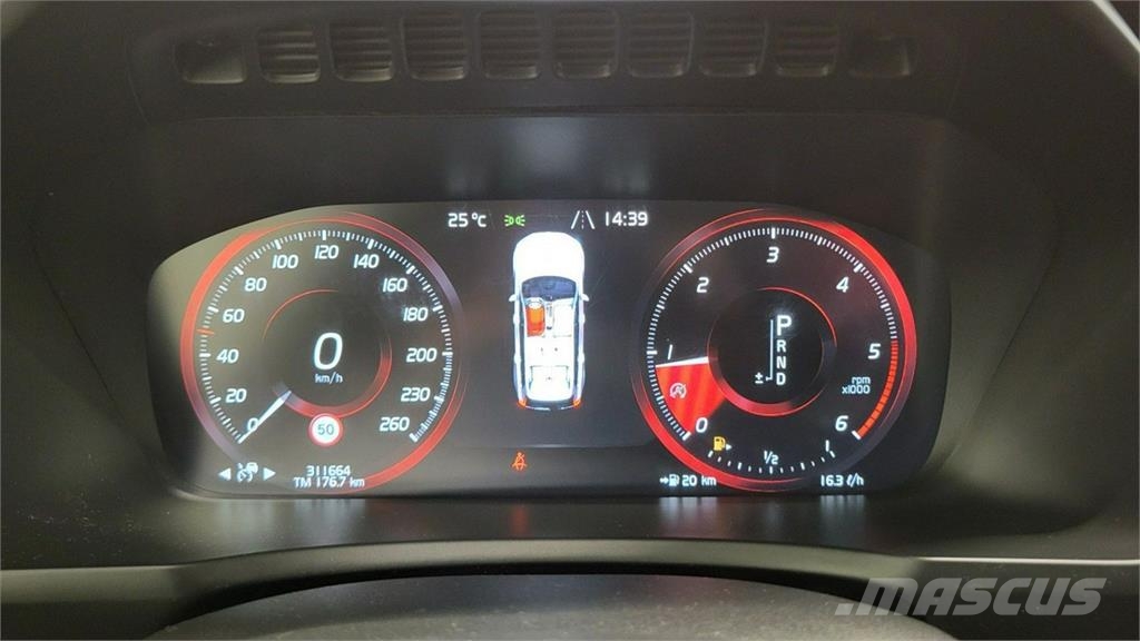 Volvo XC 90 سيارات