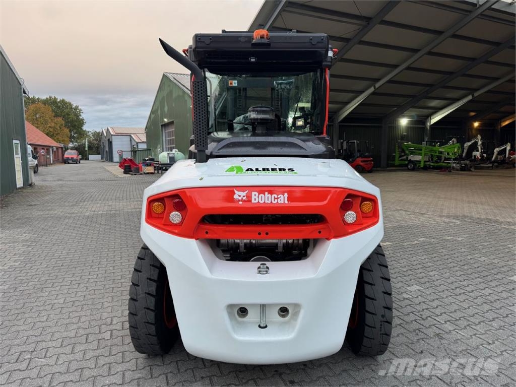 Bobcat D 90 S 9 شاحنات الديزل