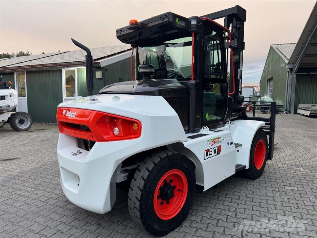 Bobcat D 90 S 9 شاحنات الديزل