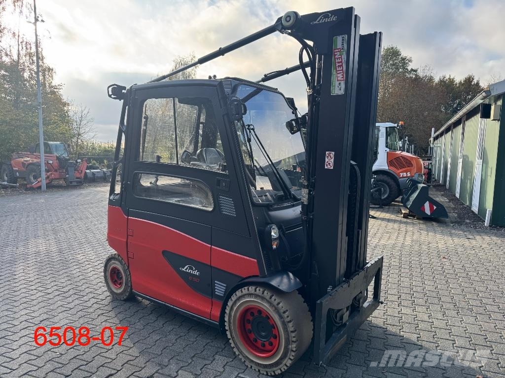 Linde E 50 HL 01 شاحنات ذات رافعات شوكية تعمل بالكهرباء