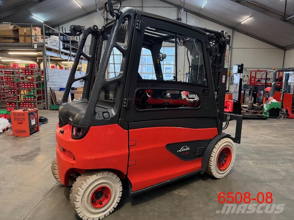Linde E 50 HL 01 شاحنات ذات رافعات شوكية تعمل بالكهرباء