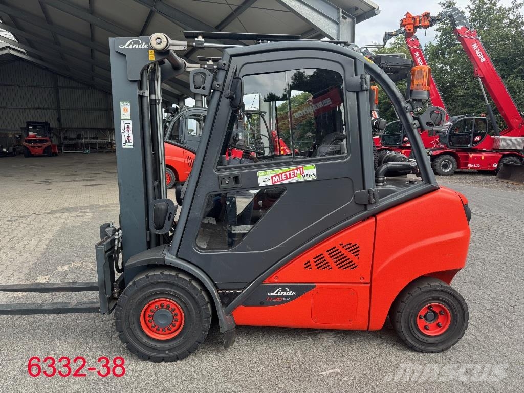 Linde H 30 D 02 EVO Drehsitz 柴油卡車
