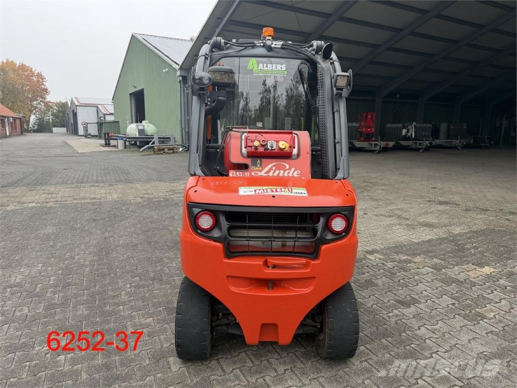 Linde H 35 T 02 EVO Газові навантажувачі