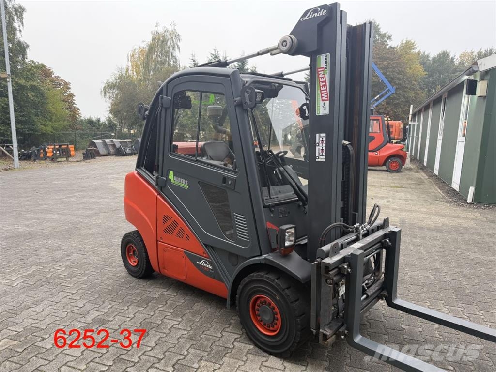 Linde H 35 T 02 EVO Газові навантажувачі