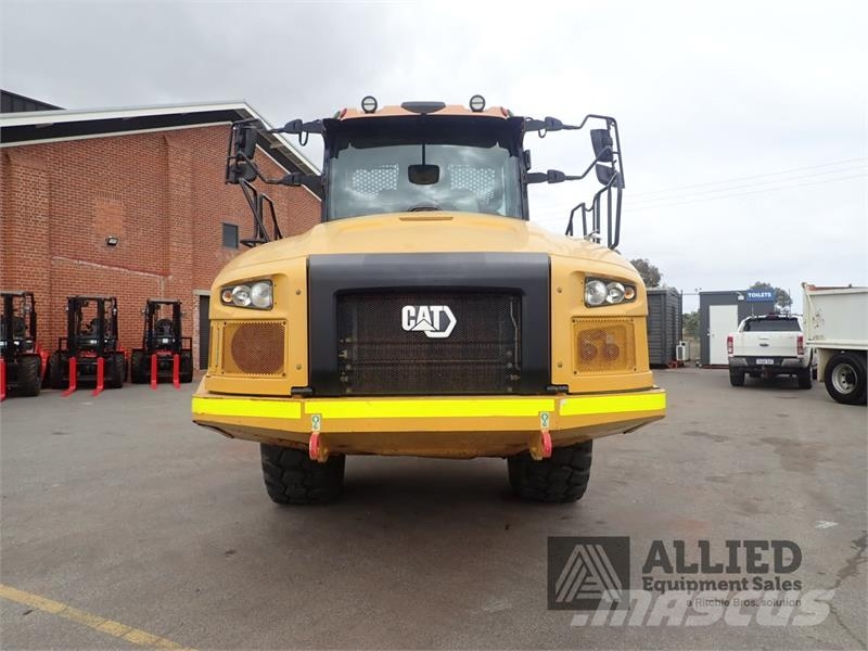 CAT 725 Tombereau articulé