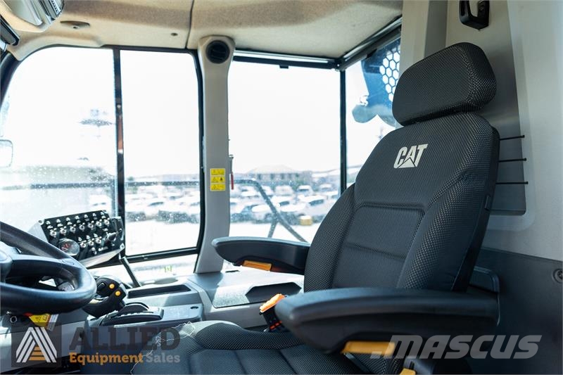 CAT 745 مكونات أخرى